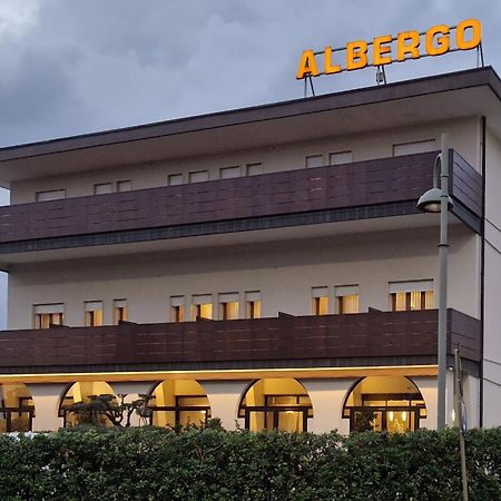 Albergo Ristorante Belvedere Thiene Eksteriør billede